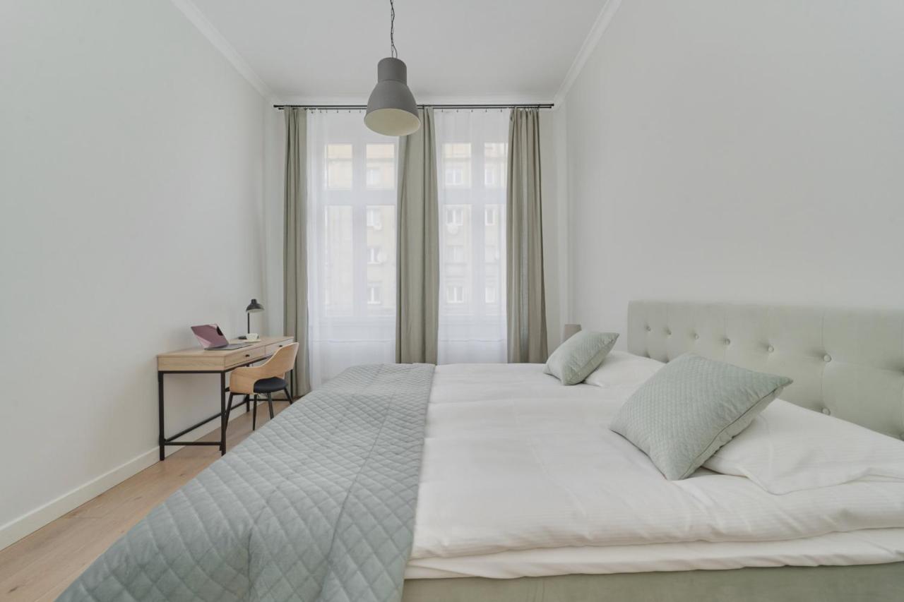 Pilsudskiego Stylish By Renters Apartment